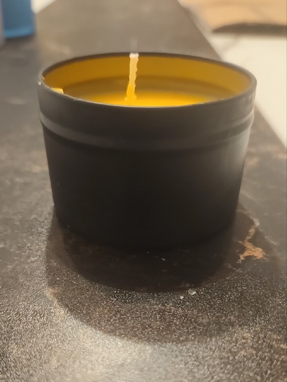 Handcrafted Soy Wax Candle in Black Tin - Caramel Corn Scent - Picture 3 of 6